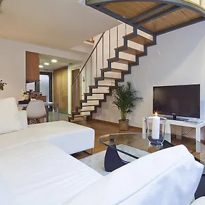 https://apartment-barcelona-rentals-park-guell-apartments.topbarcelonahotels.com